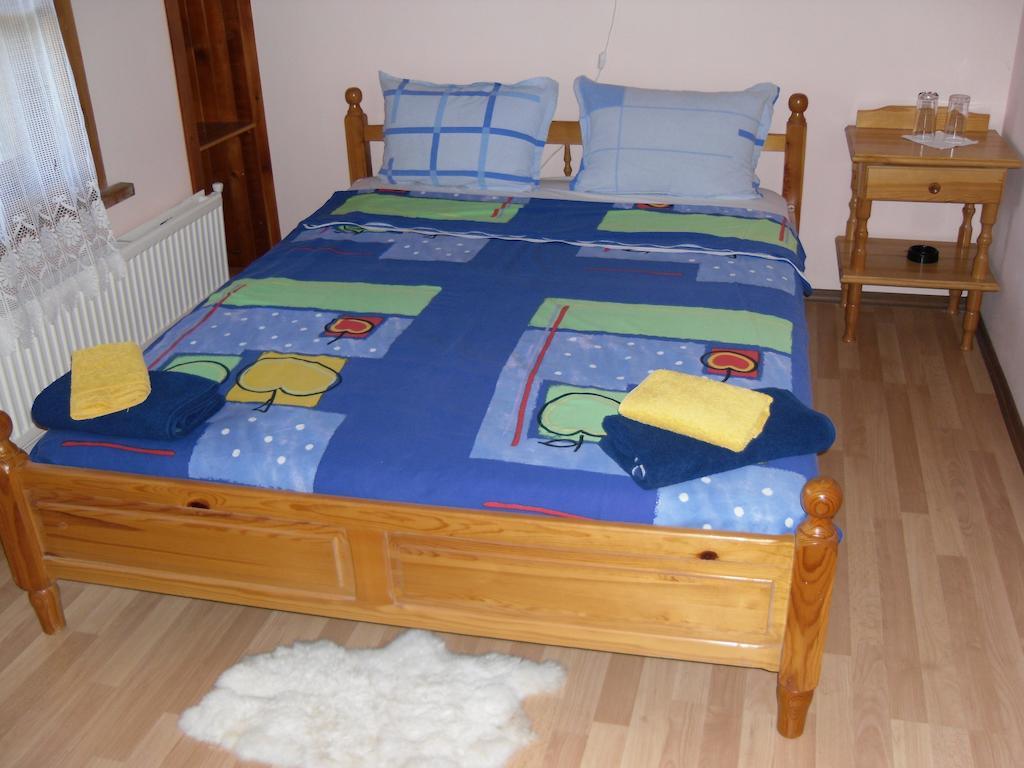Veselata Guest House Dolna Banya Δωμάτιο φωτογραφία